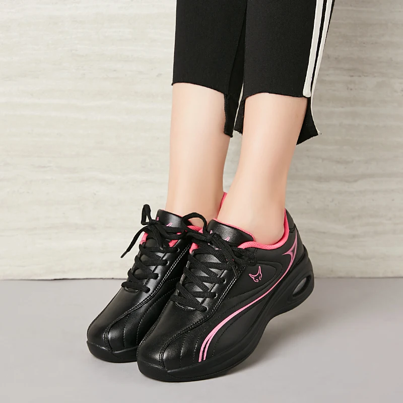 Модные женские кроссовки для бега, уличная спортивная обувь, дышащая легкая удобная обувь для бега на шнуровке, спортивная обувь