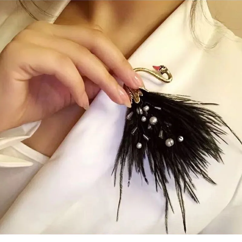 HarleyFashion элегантная металлическая Лебедь брошь мода все-матч женские изысканные броши в форме пера для Блейзера