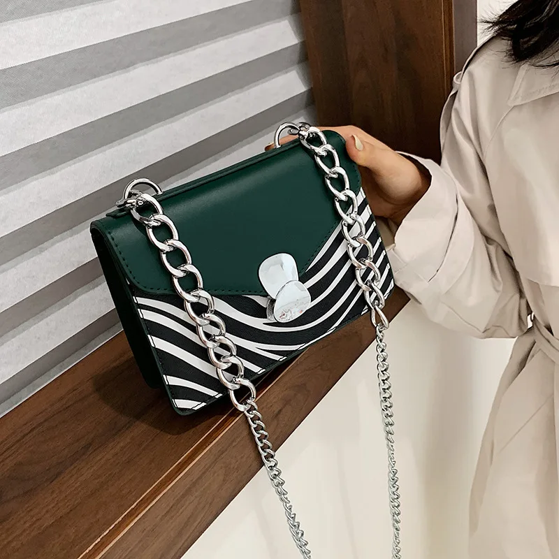 Женская сумка фирменного дизайна, маленькая квадратная сумка с вышивкой, модная сумка через плечо с цепочкой, женская сумка с рисунком зебры
