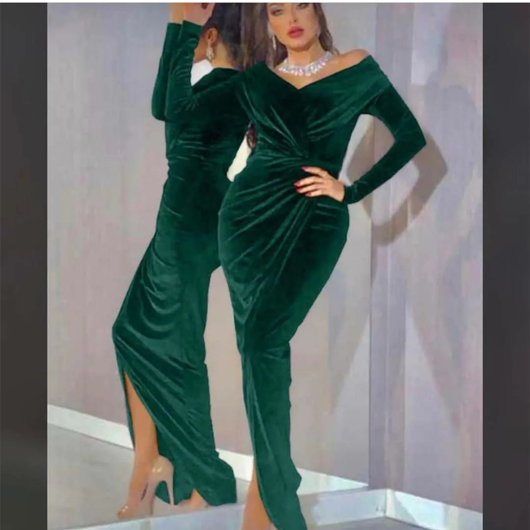 

Elegant Long Sleeve Velvet Evening Dresses with Slit Mermaid Floor Length Black V-Neck فساتين السهرة for Women