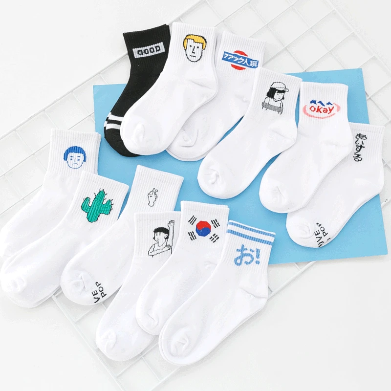 

Unisex Couple Funny Socks Women Black Stripe Print Hip Hop Casual Style Street Skateboard Socks Mid Tube Breathable Soft