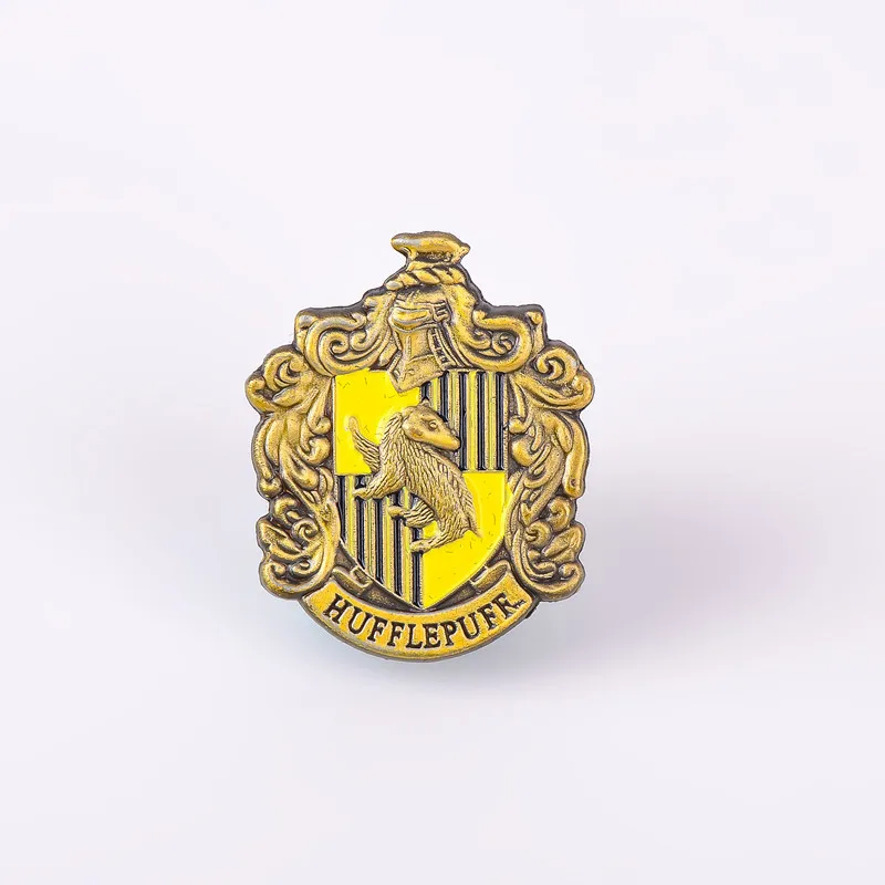 1 шт. знак школы Хогвартс Harri булавки брошь Гриффиндор Ravenclaw Слизерин Hufflepuff Броши Chestpin косплей реквизит - Цвет: Hufflepuff