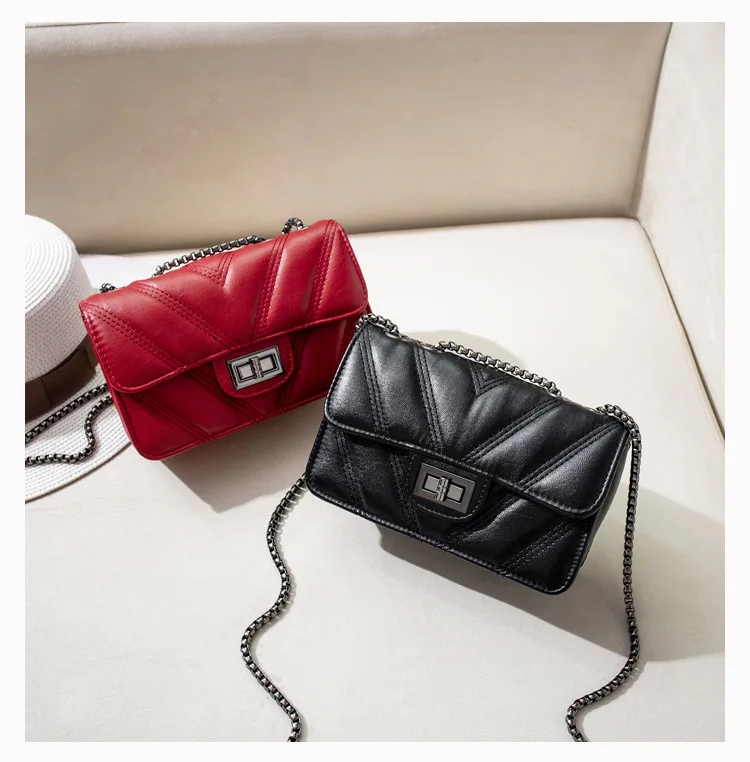 Mini Quilted Leather Double Flap Handbag 2019 New Luxury Designer Women's Chain Shoulder Bags Classic Crossbody Flap Purse Black (2)