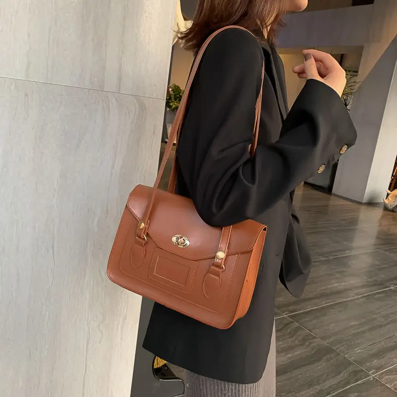 New Fashion Luxury Chain Shoulder Bags Crossbody Bags For Women Vintage High Quality Handbags Tote Female Purse