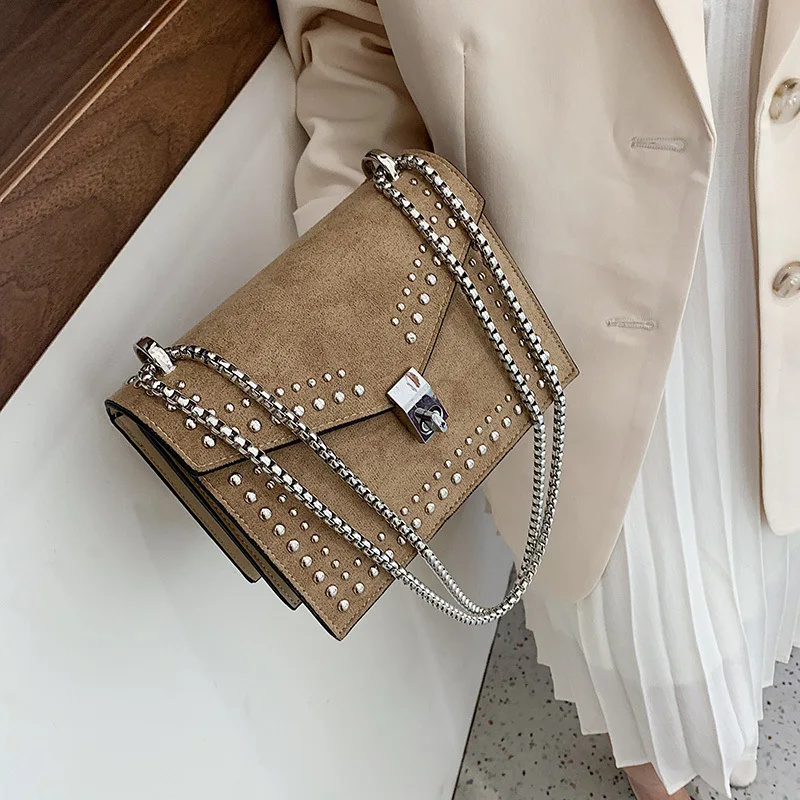 Vintage Leather Crossbody Bags For Women Travel Handbag Chain Fashion Rivet Lock Small Shoulder Messenger Bags Female Flaps