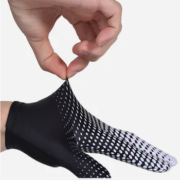 

1PCS Three Fingers Billiard Gloves Lycra Anti Skid Pool Snooker Glove Left and Right Hand Billiard Accessories for Men Women