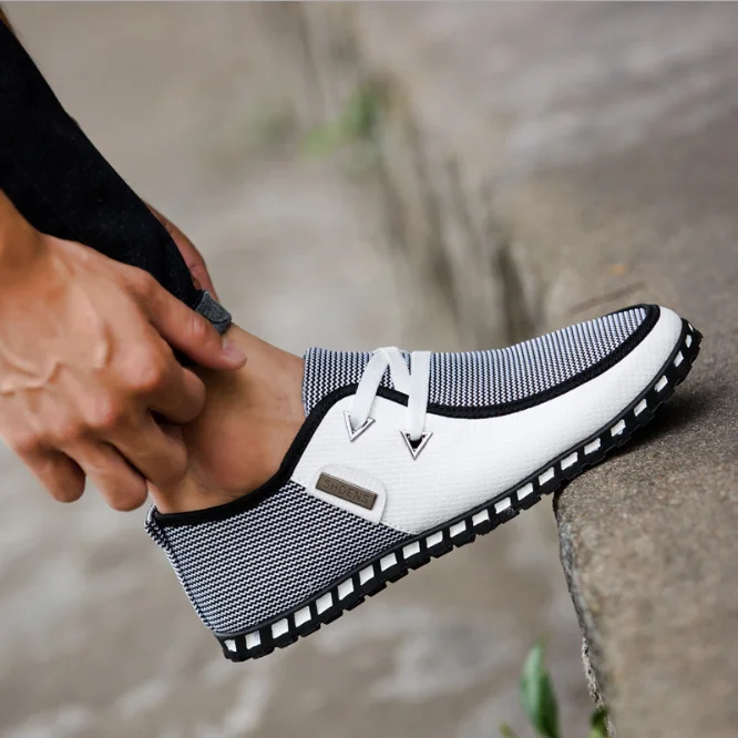 

Men Casual Shoes New Arrival Breathable Light Flats Shoes Men Loafers Slip On Mens Driving Shoes Trainers Zapatos Hombre39-47
