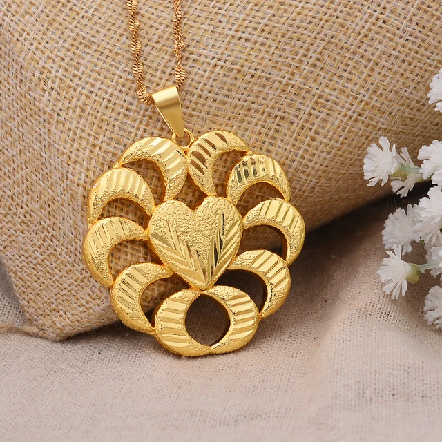 아름다움과 전통의 만남: 브라질리언 금도금 신부 체인 펜던트