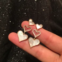 Серьги в виде сердца длинные с серебряными иглами и