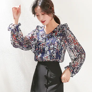 

2020 spring new Korean women's temperament V-neck trumpet sleeve floral chiffon shirt lady
