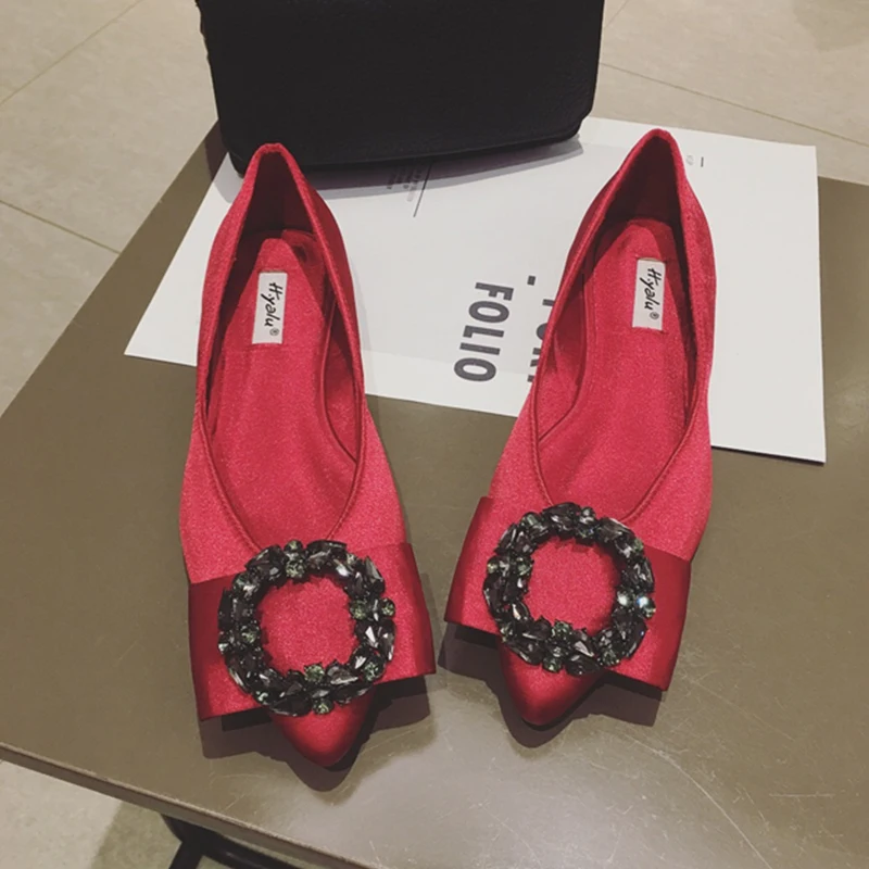 Красные стразы дамские туфли на плоской подошве; модные мокасины острый носок на пояске шелковое детское платье балетки на плоской подошве с украшениями в виде кристаллов туфли для свадьбы или вечеринки; женские - Цвет: 32Red