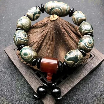 

Natural chalcedony bracelet