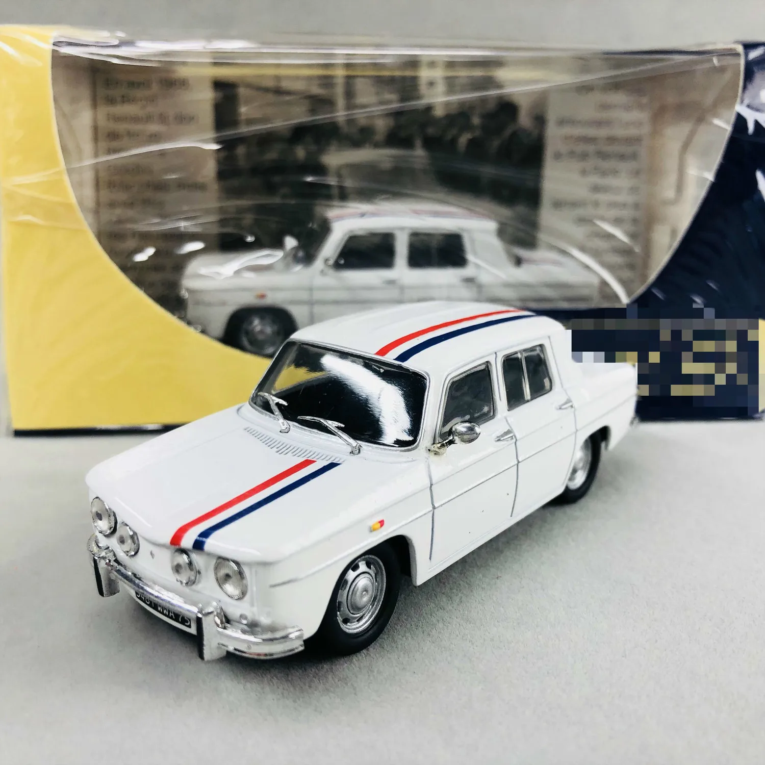 

Новинка 1/43, необычная литейная металлическая Французская Классическая модель автомобиля, коллекция демонстрации дома, игрушки для детей длиной около 9 см