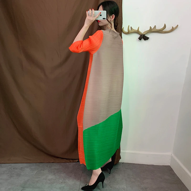 Miyake Плиссированное Платье Осень Новое ТРАПЕЦИЕВИДНОЕ длинное платье плюс размер лоскутное длиной до лодыжки Slash шеи платья для женщин Мода