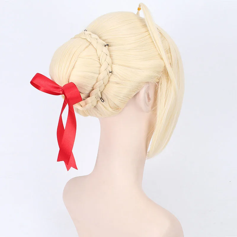 Altria Pendragon Cosplay Wig (4)
