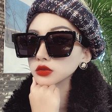 

New Square Oversized Sunglasses Women Brand Designer UV400 Sun Glasses Lady Ins Goggles Eyepiece Trendy Shades Female Eyewear