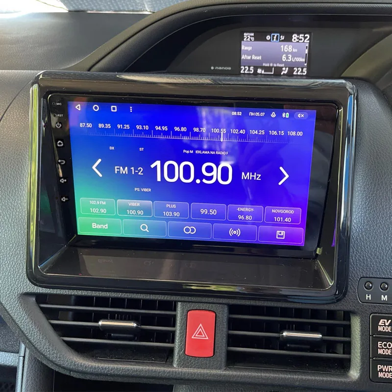 Тойота региус 2001. Voxy 2010 магнитола 10 дюймов. Магнитола ноах. Toyota noah 2010 магнитола. Teaes магнитола в noah.