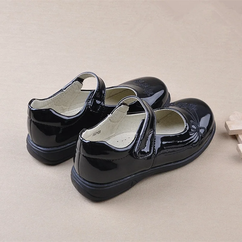 girls shoes Children Girl Student Shoes School Black Leather Shoes Girls Fashion Princess Shoes Kids Classic Glowing Uniforms Sinlge Shoes slippers for boy