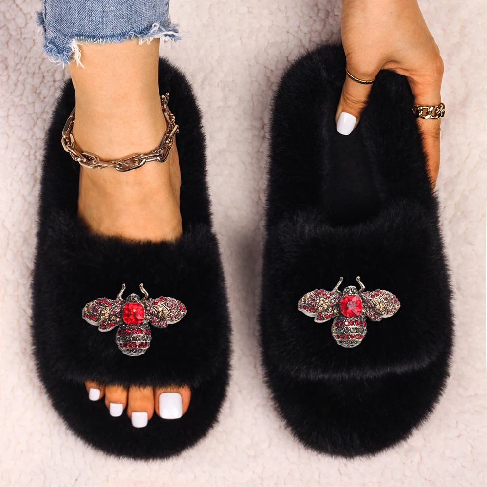 Fluffy Slippers Women Home Flip Flops Furry Shoes Insect Decor Fashion Sandals Ladies Winter Luxury Designer Slippers Casual New