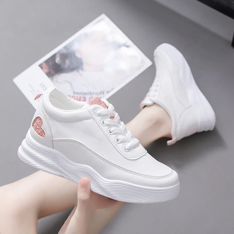 

The Autumn 2019 New Increased Love Women's Shoes Sports Casual Shoes Joker Thick White Shoes