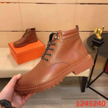 

Winter New P Home Men's Shoes Men's Boots High-top British Retro Boots Leather High-quality Motorcycle Boots Luxury Packaging