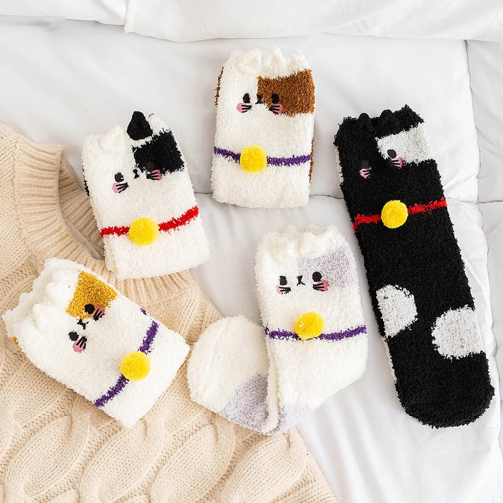 Cute Autumn Winter Women Sock Fuzzy Socks Lovely Animal Women Dot Cat Giraffe Cartoon Socks New Arrival Cotton Warm Socks