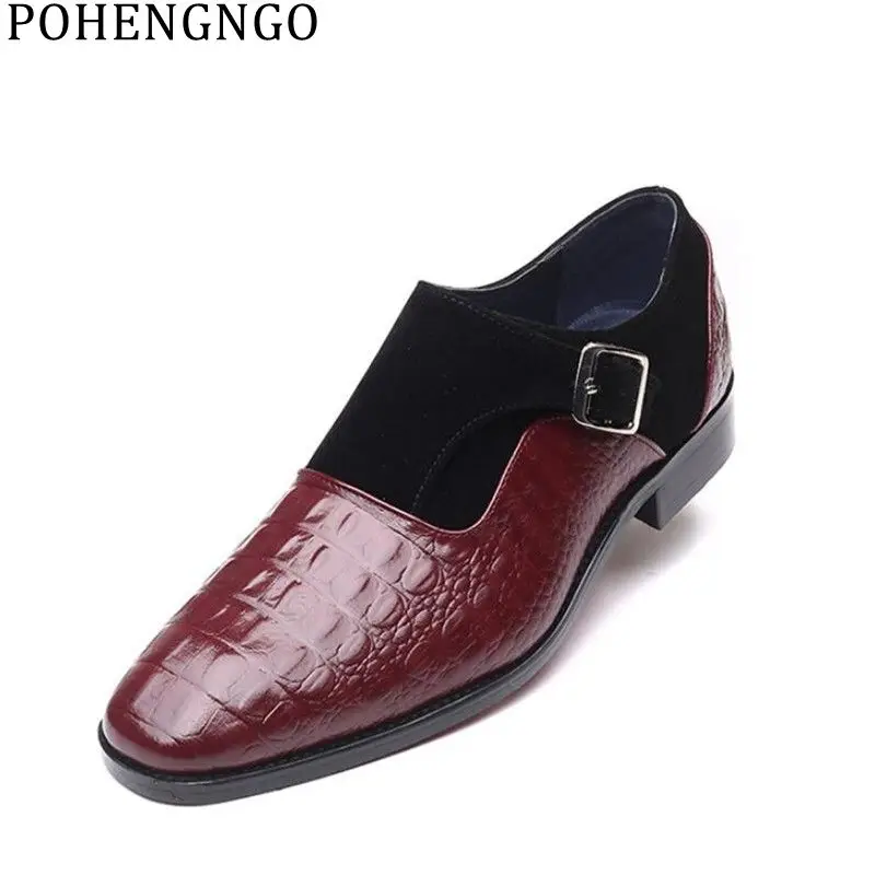 

2020 Men's shoes luxury casual party Men dress shoes Red bottom Office shoes Personality buckle Men wedding shoes Zapatos Hombre