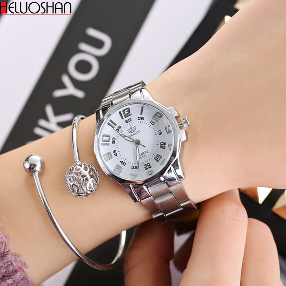 Montre femme petit cadran стильные женские часы новое поступление модные золотые наручные с