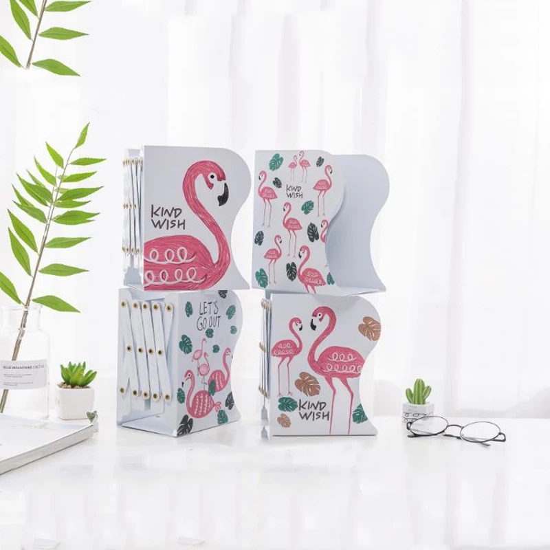 

1 Pcs Kawaii Flamingo Design Telescopic Bookshelf Large Metal Bookends Desk Holder Stand for Books Organizer Gift Stationery