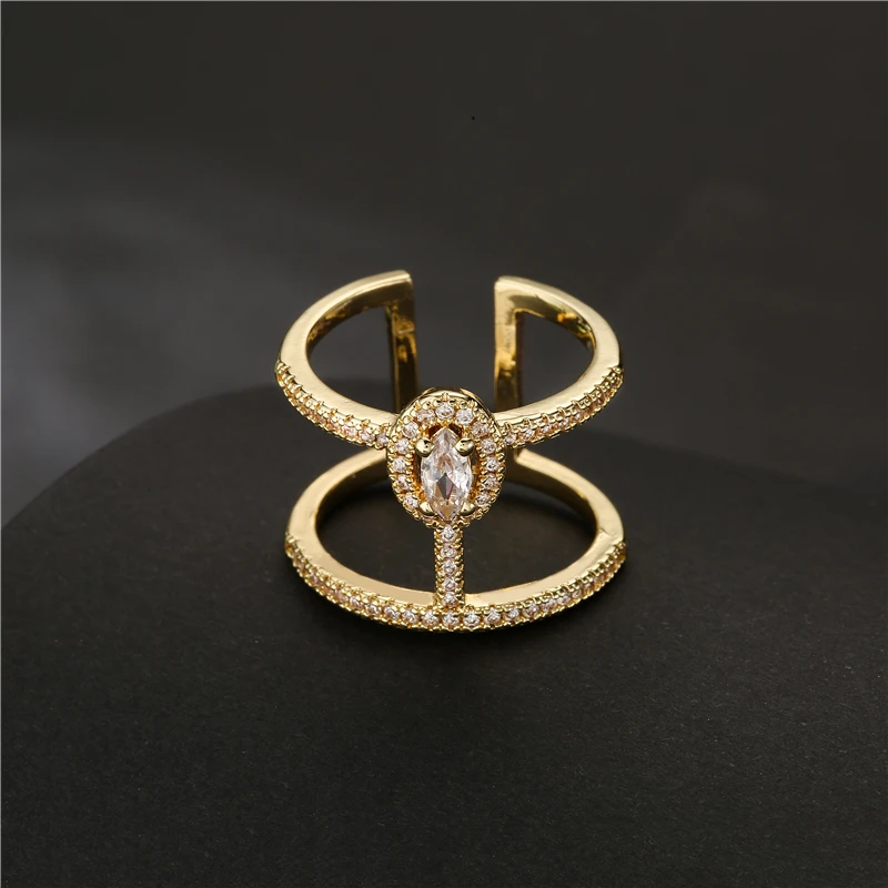 خاتم لورين الذهبي المفتوح