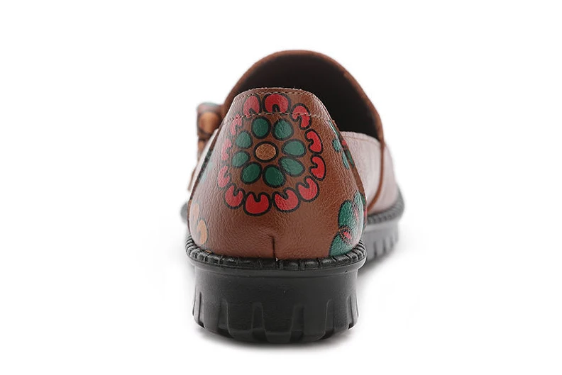 Chinese Traditional Flats Spring Leather Shoes Women's Loafers Floral Mom Fur Moccasins Ladies Woman Driving Shoes Plush Loafers