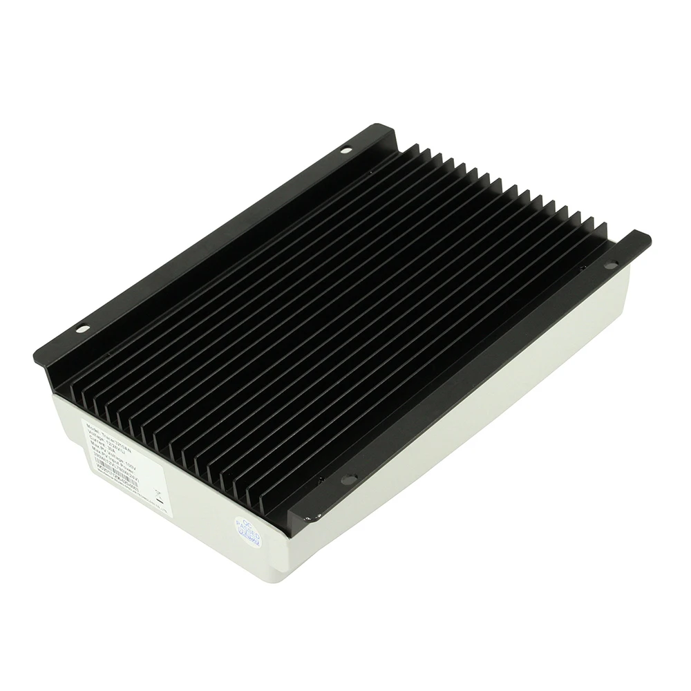 MPPT Контроллер заряда солнечной энергии с ЖК-подсветкой PWM выход 3210AN 30A 9 V-32 V-25 ° C~+ 45 ° C Солнечный контроллер
