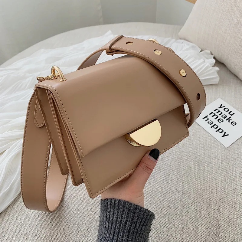 

2019 the new three-dimensional and simple small square bag iron clip single shoulder slanted female bag