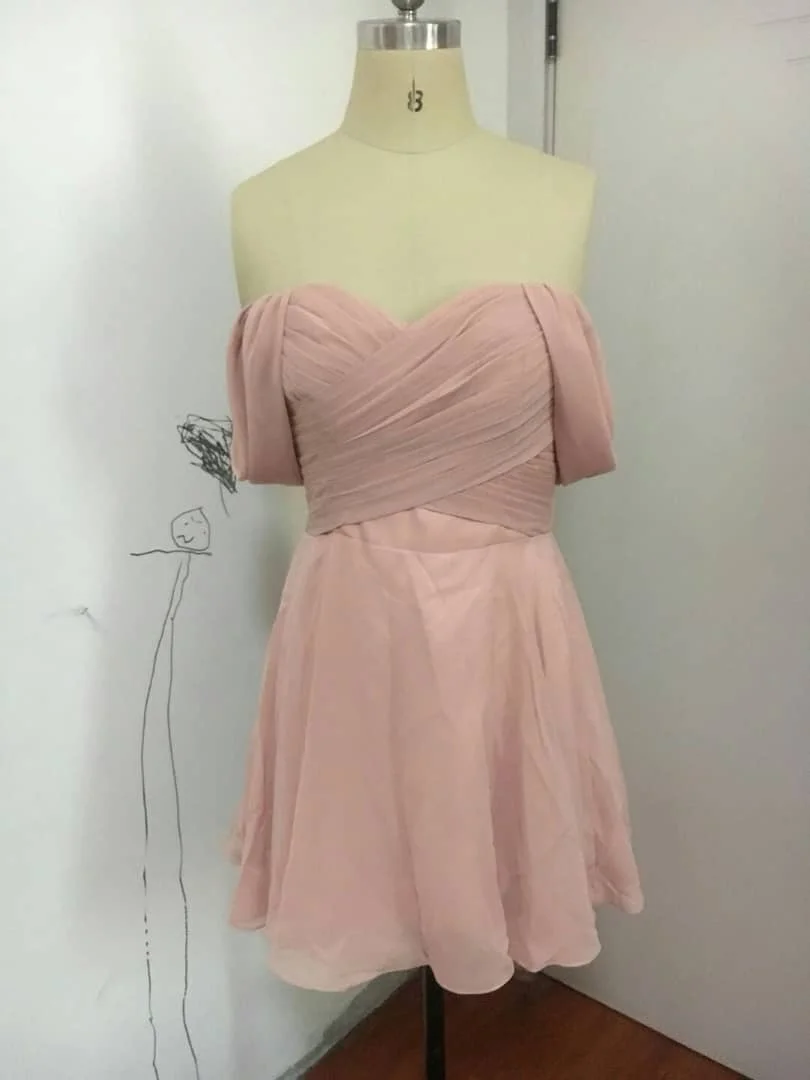 

Vintage A-Line Chiffon Short Off Shoulder Bridesmaid Dresses with Pockets Sweetheart Pleated Corset Back Wedding Party Dresses