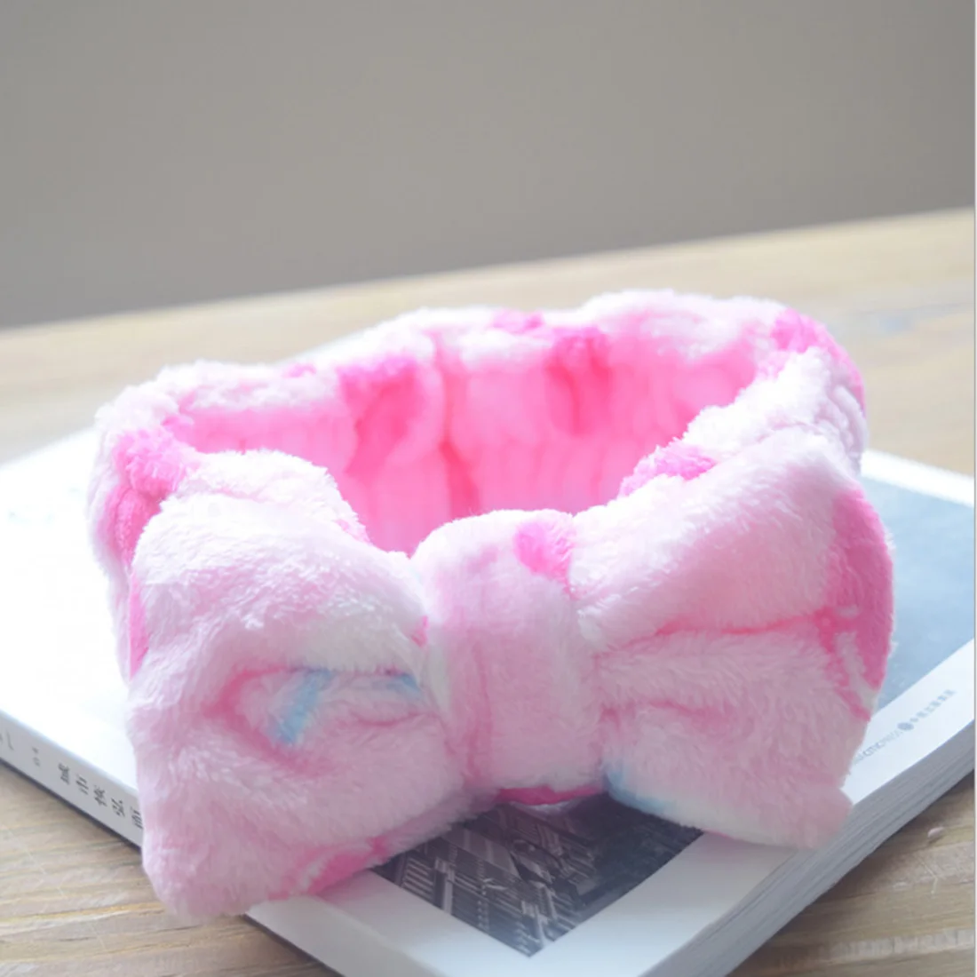 big hair clips Korean Fashion Dot Printed Plush Bow Headbands Wash Face soft Hairband Makeup Headwrap Turban Elastic Headband Hair Accessories black head scarf