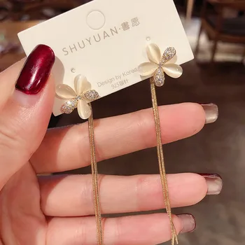 

Korean version of high-quality flowers tassel earrings temperament long earrings delicate flowers elegant Fashion Stud Earrings