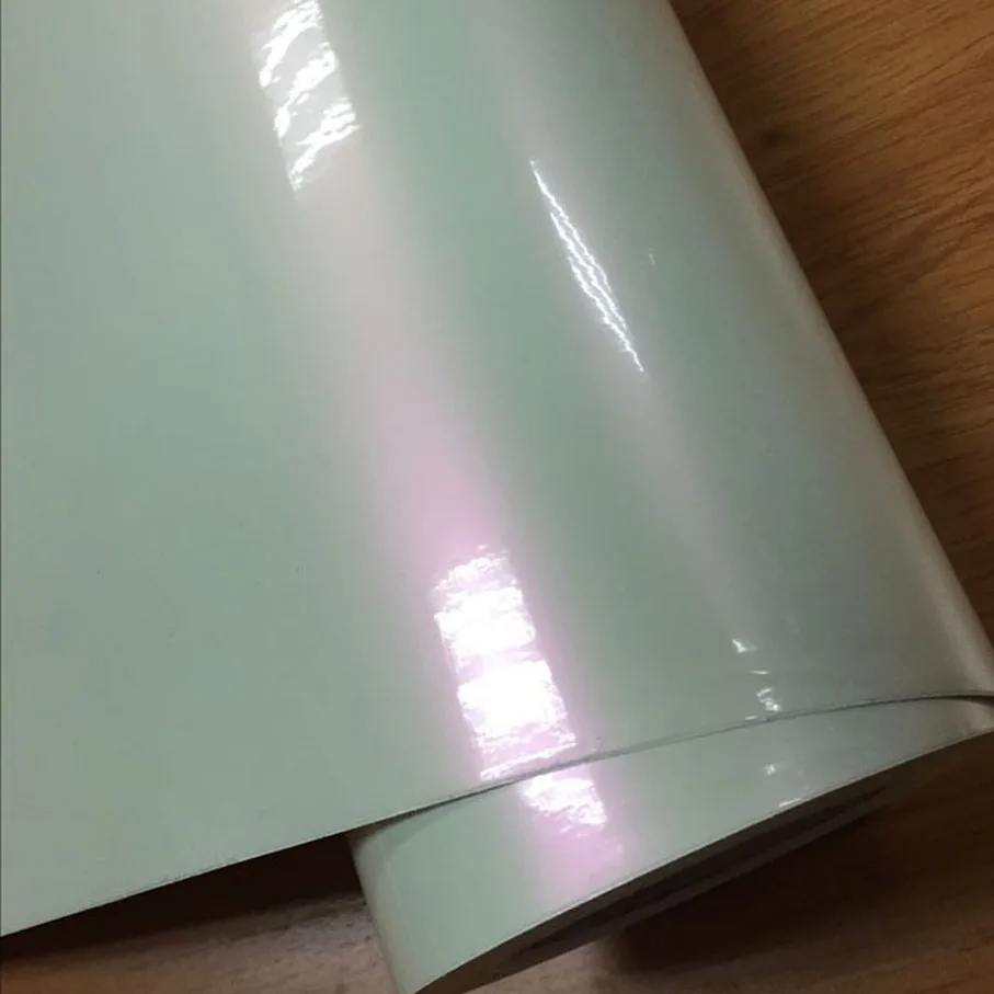 50CM*400CM Glossy Pearl Chameleon Vinyl Film with air free bubbles Gloss White To Red Chameleon Wrap Vehicle Full Wrapping