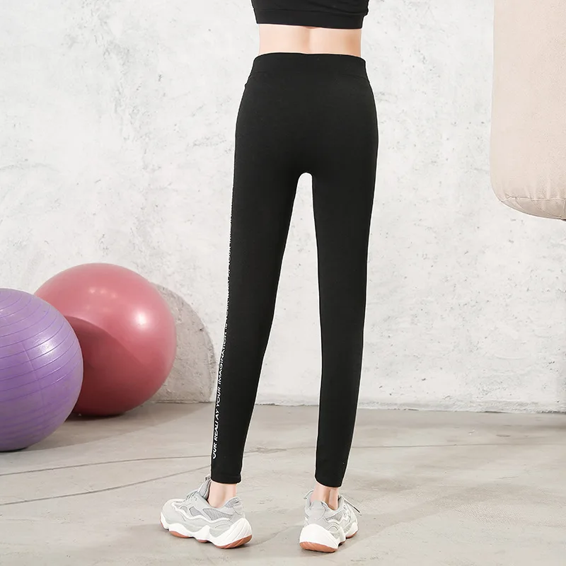 Fashion Letters Nine Points Sports Leggings 2020 New Autumn And Winter Leggings Autumn Leggings Women Skinny Pants F5A142