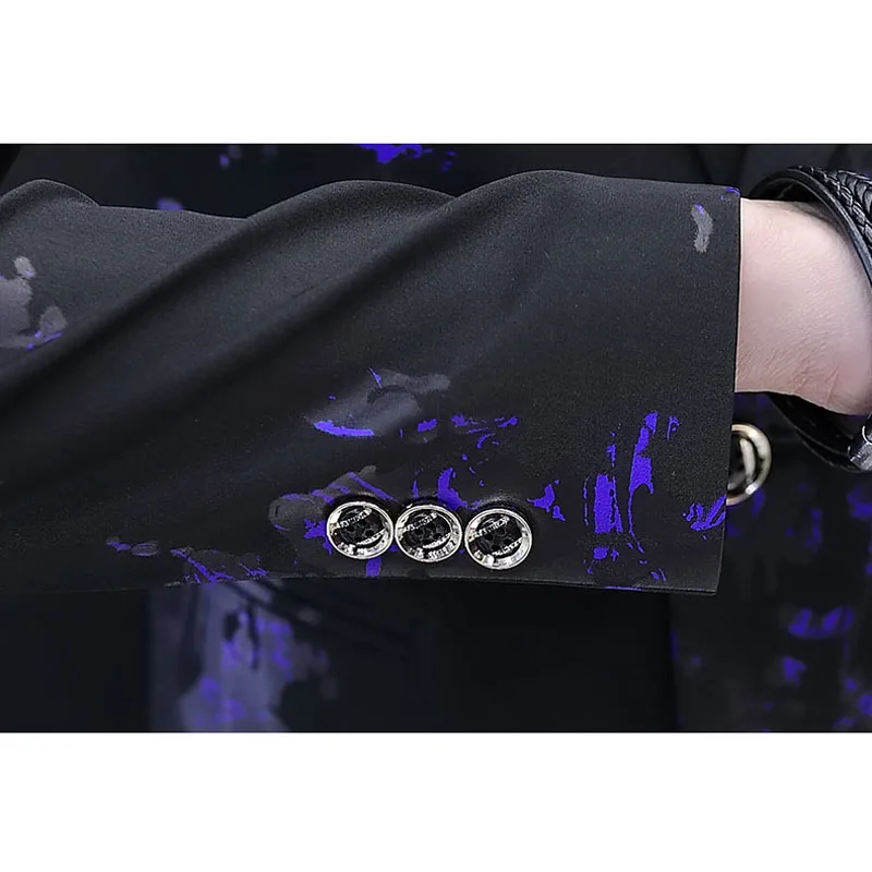 Men Blazer 2019 New Arrival Spring And Autumn Male Leisure Suit Handsome Slim Outerwear Single Button Casual Korean Style X06 Men Blazer 2019 New Arrival Spring And Autumn Male Leisure Suit Handsome Slim Outerwear Single Button Casual Korean Style X06