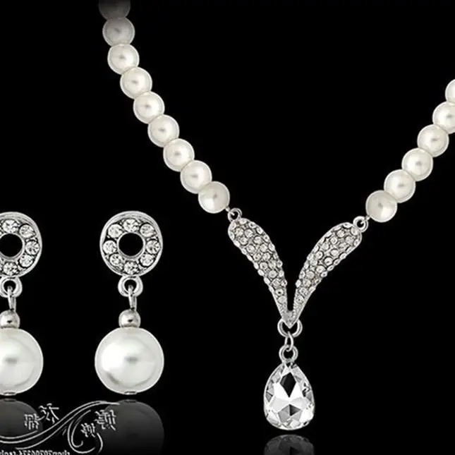 

Fashion Jewelry Women Necklace Earrings Pearl Women's Necklace Earrings