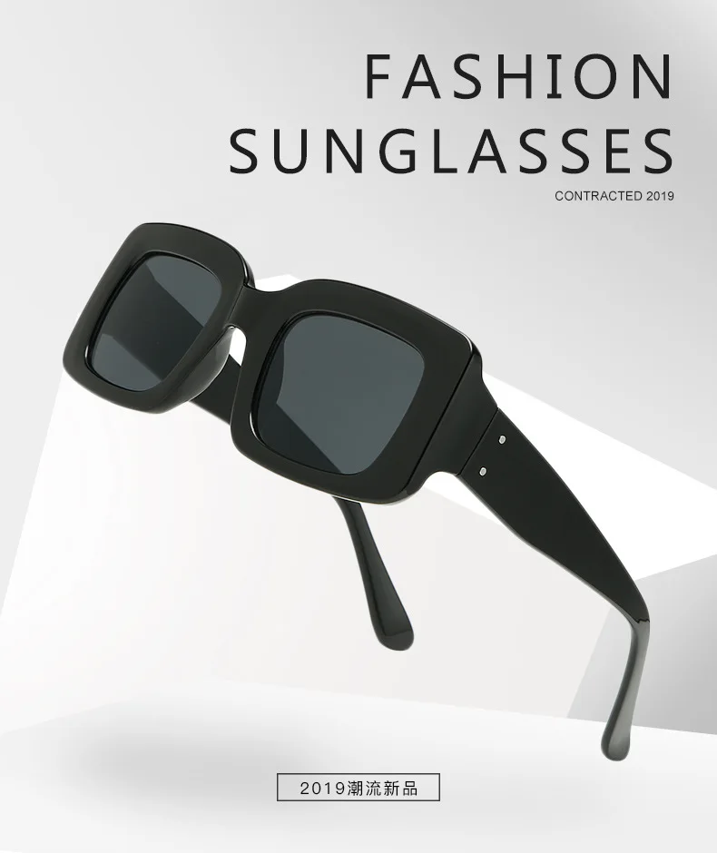 11527429444_891451105