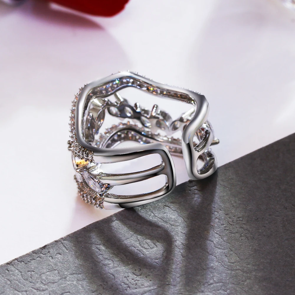 white ring (2)