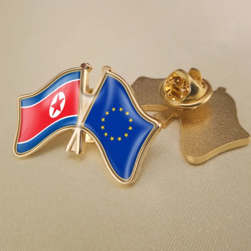 Европейский союз и Северная Корея Скрещенные двойной флаг дружбы нагрудные штифты - Окраска металла: KP and EU