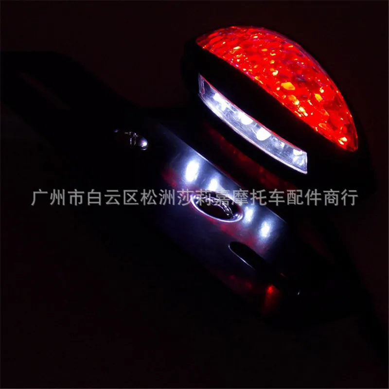 8721085092_826527398