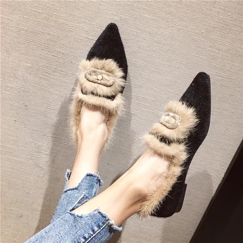 

2020 New Winter Women Flats Real Fur Slip On Flats Shoes for Women Pointed Toe Crystal Rhinestone Design Fashion Single Shoes