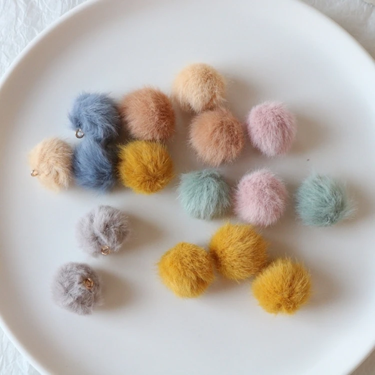 Mixed colors 20 шт помпон шар кулон для женщин сделай сам серьги ювелирное изделие в виде заколки материал бисер Креативная одежда ремесло украшения поставки - Цвет: Mixed colors