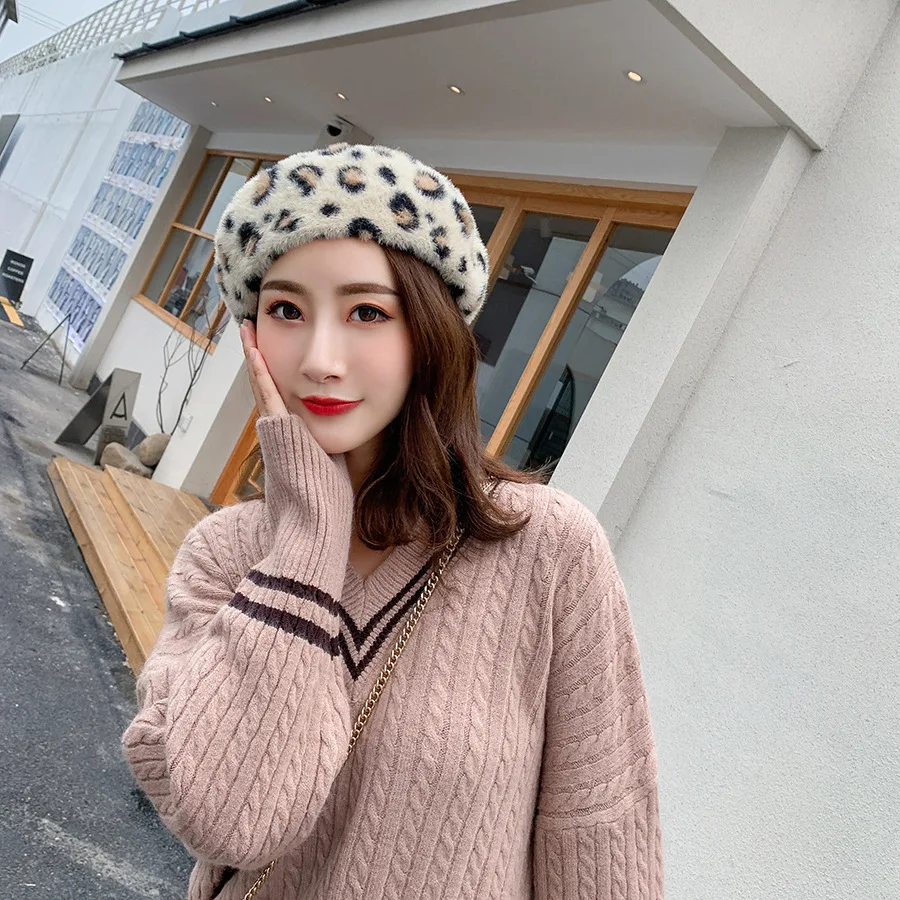 ZLD Winter Chic Women Fuzzy Rabbit Hair Leopard Berets Warm Cozy Animal Printed Rabbit Hair Knitted Hats 7 Colors - Цвет: 1