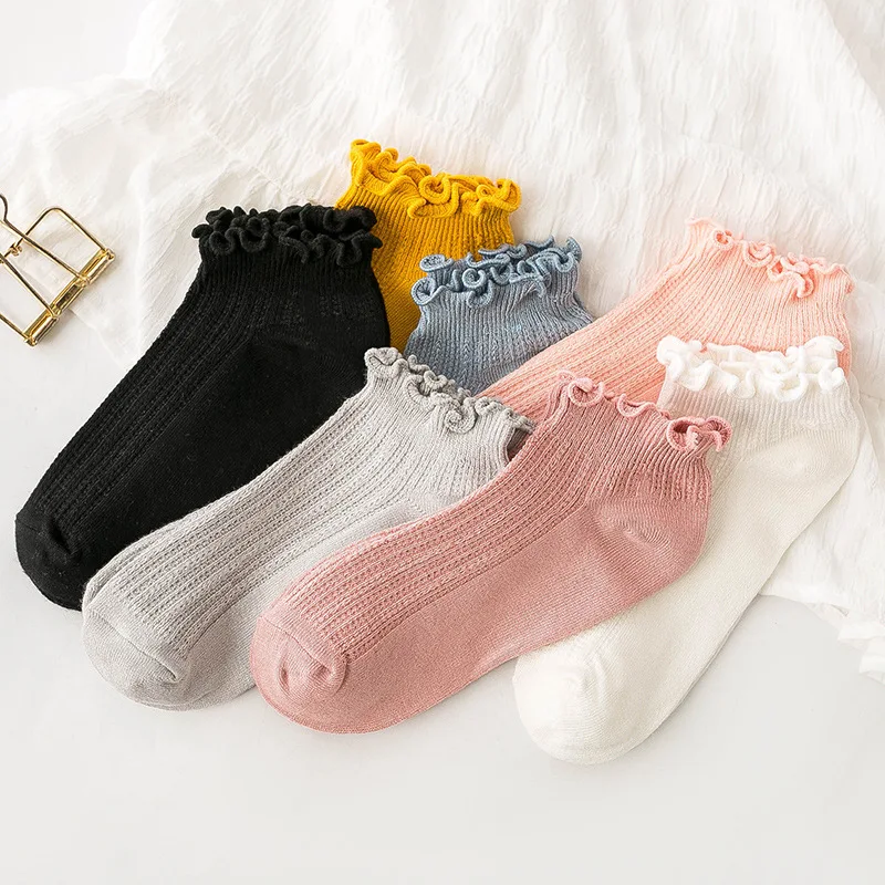 

Spring and Summer New Women's Socks Dark Thread Crimp Lace Boat Socks Ladies Vertical Striped Cotton Short Tube Socks