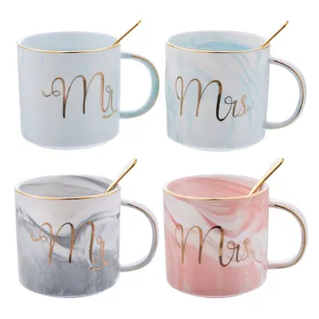 

HOT 2PCS Handpainted Gold Monogram Natural Marble Porcelain Coffee Mug Mr And Mrs Tea Milk Cups And Mugs Creative Wedding Gift