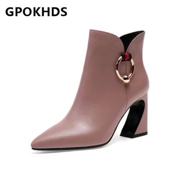 

GPOKHDS 2021 women Ankle boots Cow leather Winter short plush Pointed Toe Zipper Metal Decoration High heels female boot size 39
